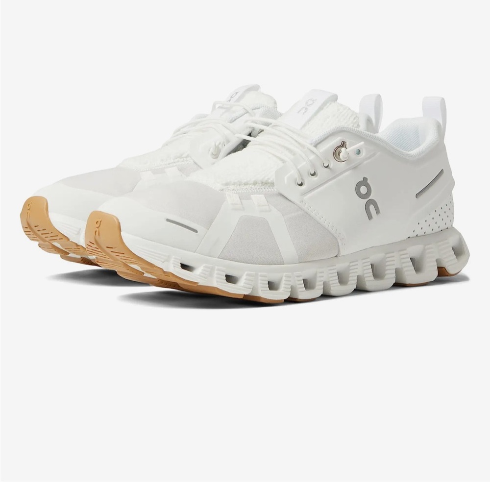 On Cloud Terry Sneakers BRAND NEW**